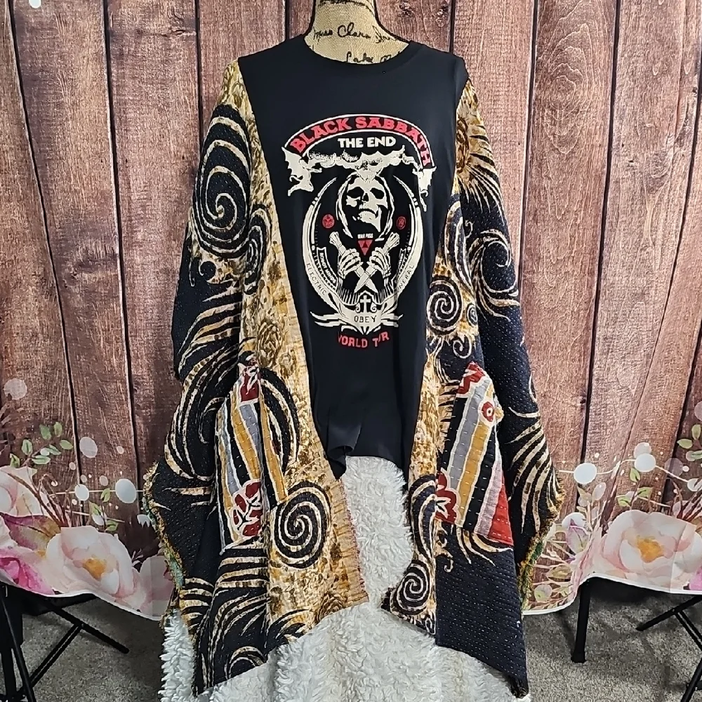 Black Sabbath Fringed Kantha Top - Picture 2 of 7
